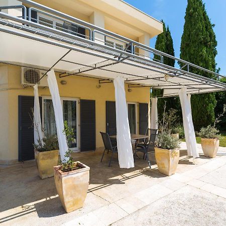 Apartments Gala Poreč Exteriör bild