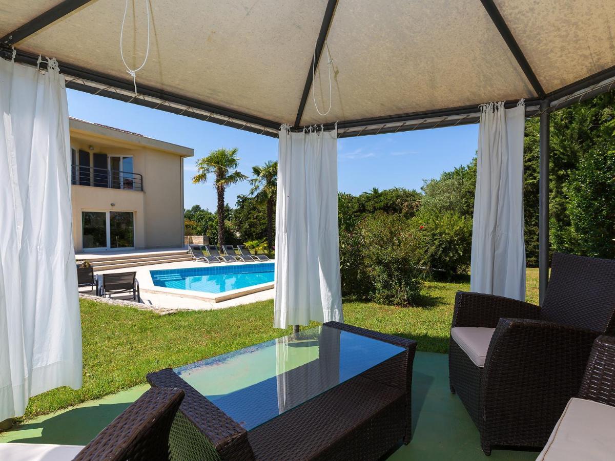 Apartments Gala Poreč Exteriör bild