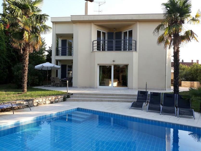 Apartments Gala Poreč Exteriör bild